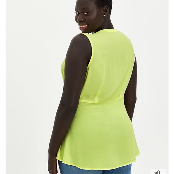 Torrid Neon Lime Peplum Georgette Blouse - Picture 3 of 4